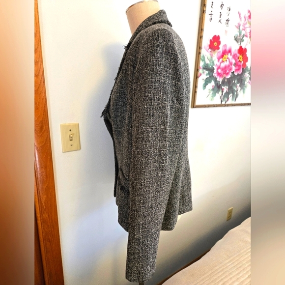 NORTON MCNAUGHTON BLACK & WHITE TWEED BLAZER. SIZE 14. - Picture 4 of 10